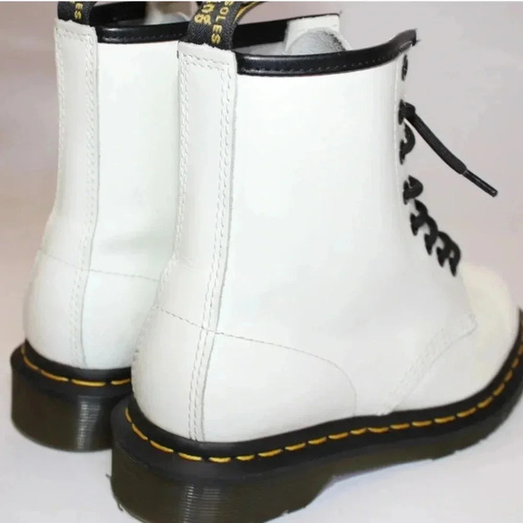 Dr. Martens White Smooth Leather 1460 Lace Up Ankle Boots  women’s Size 5/36 - Picture 6 of 13